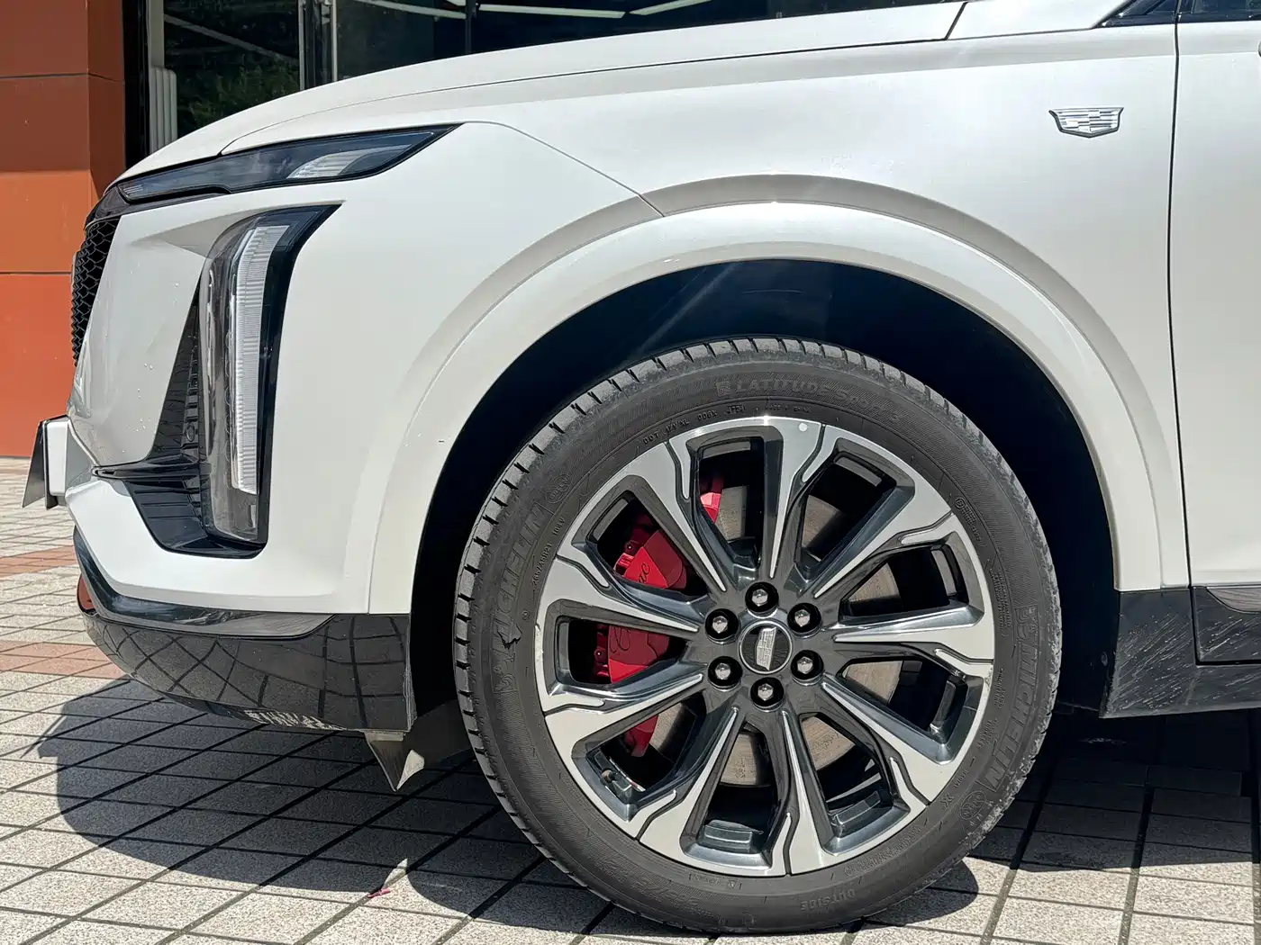 Cadillac XT5 2024 2025 Model 2.0T Platinum