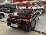 Фото 6 - Hyundai Elantra