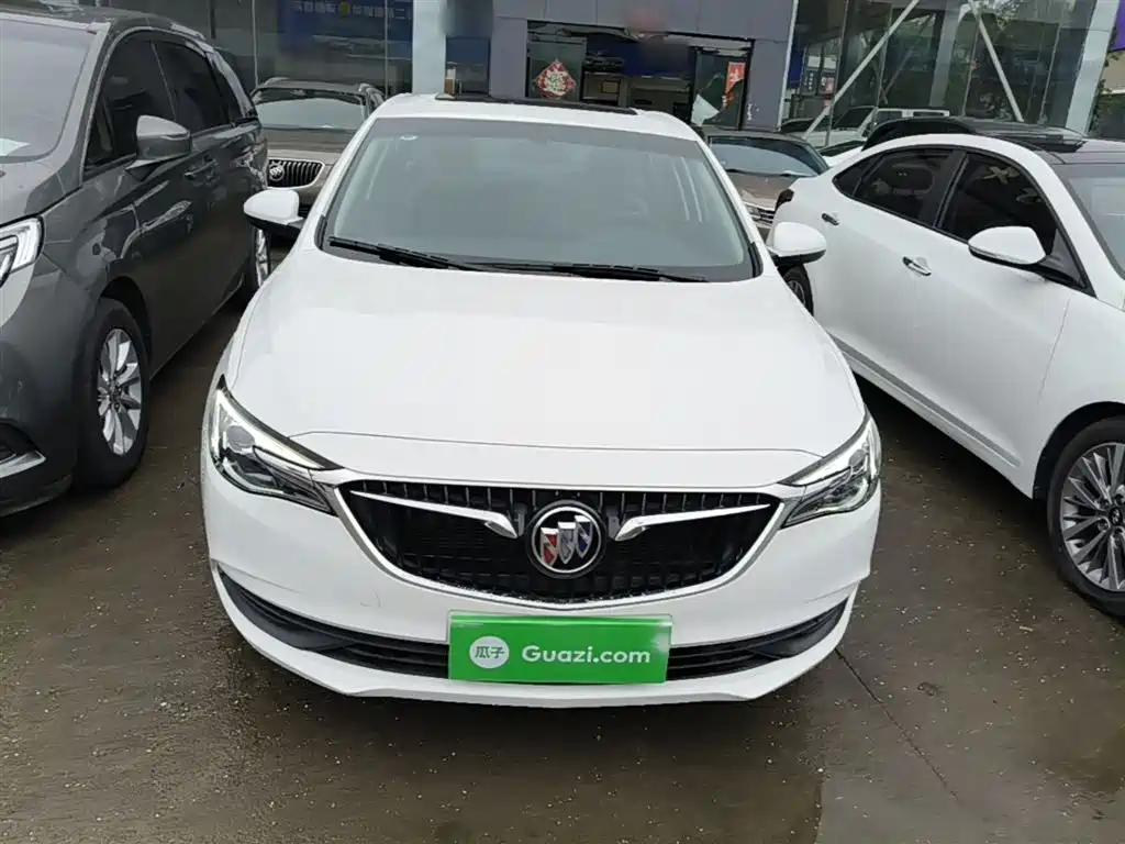 Buick Excelle 2021 Facelift Exemplar 1.5L Auto Progressive фото 3