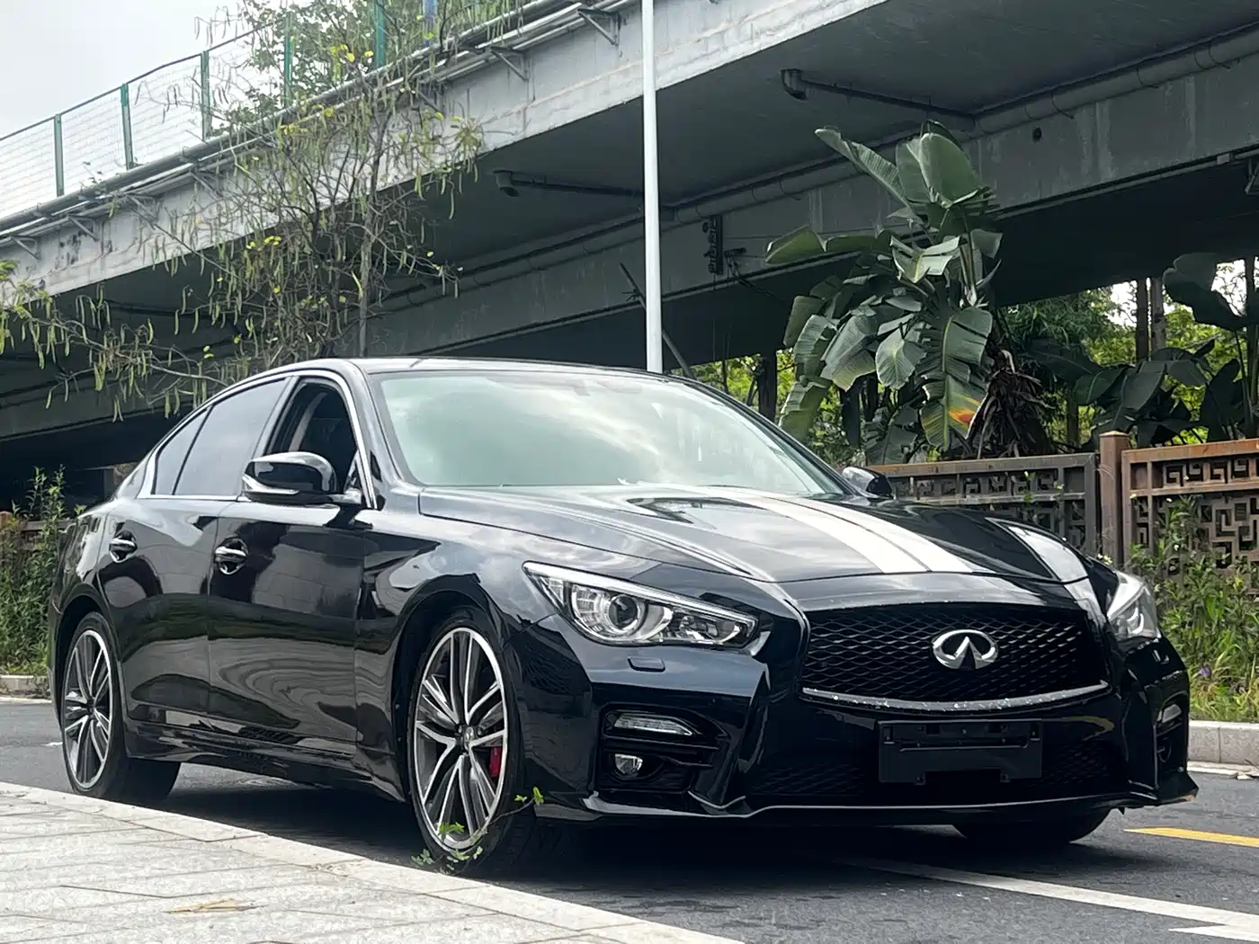 Infiniti Q50L 2015 2.0T Sport фото 3