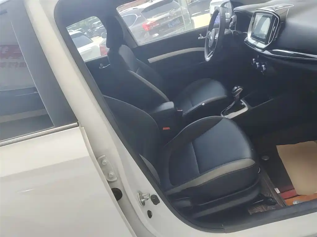 Kia KX1 2021 1.4L Automatic Fun Edition фото 25