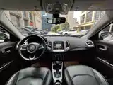 Фото 13 - Jeep Compass