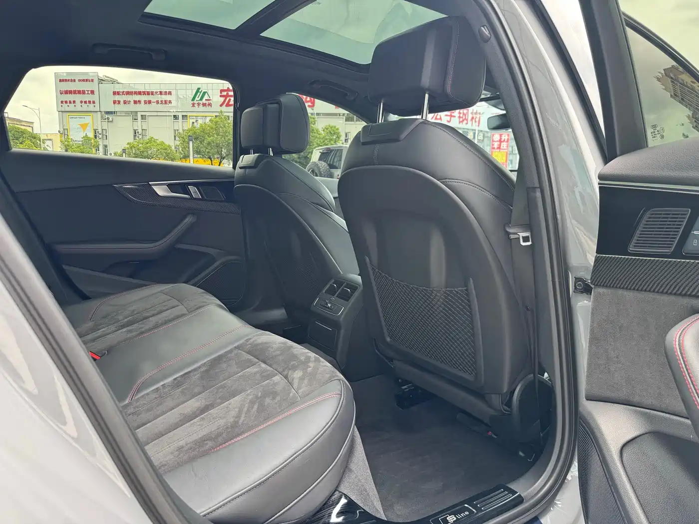 Фото 21 - Audi A4L