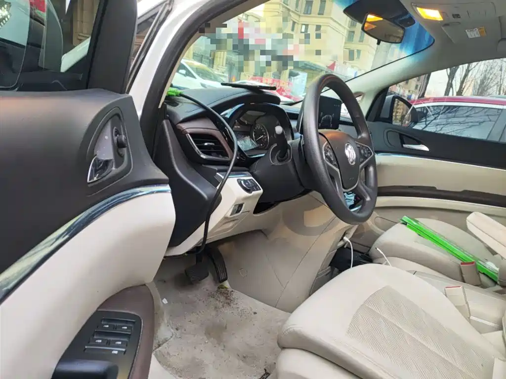 BUICK GL8