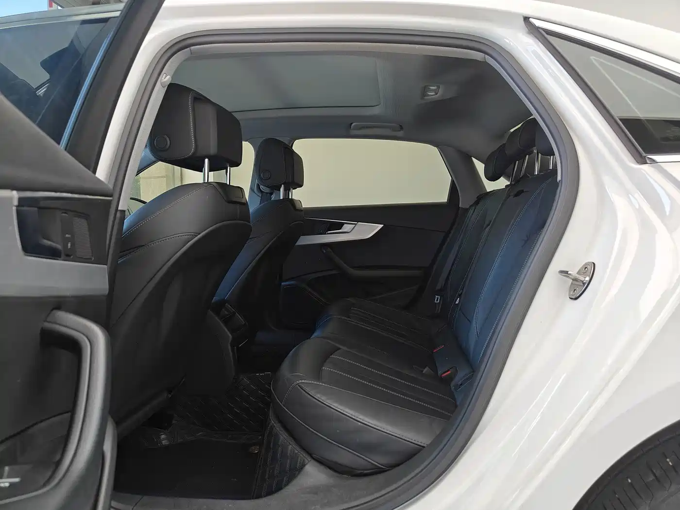 Audi A4L, миниатюра 11