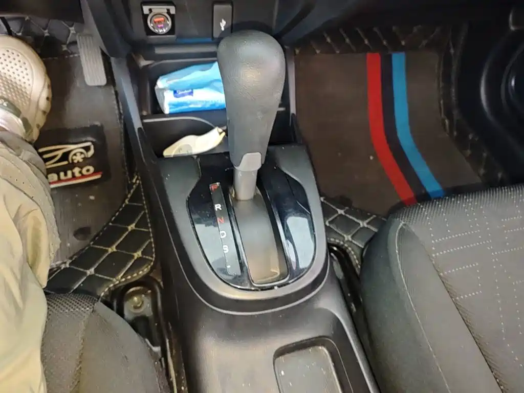 Фото 14 - Honda Fit