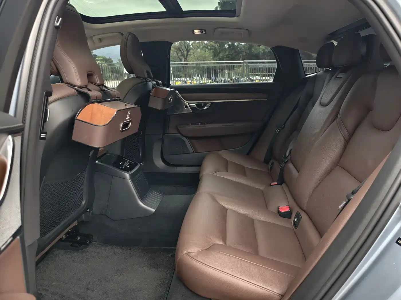 VOLVO S90 PLUG IN HYBRID