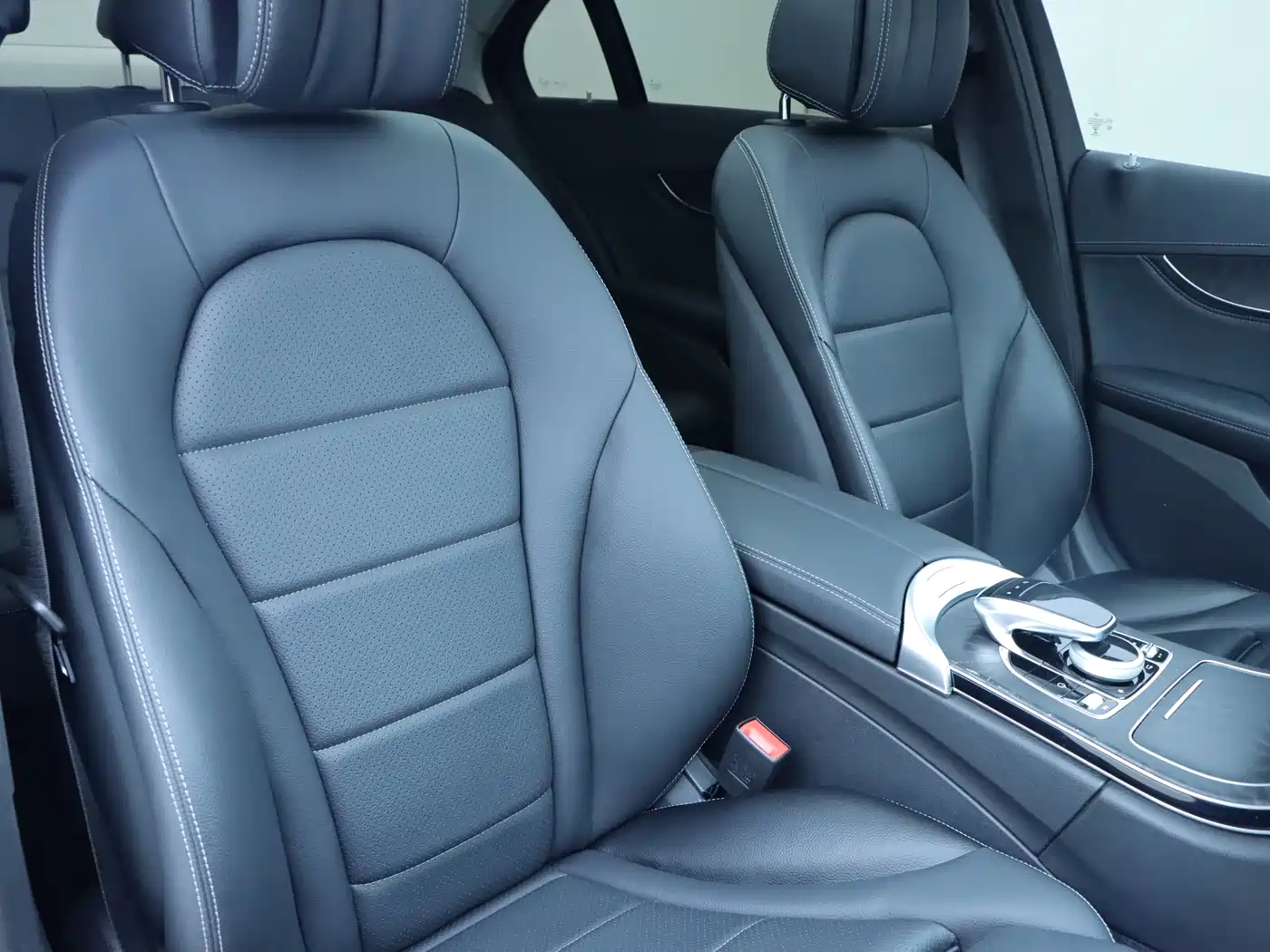 Mercedes-Benz C-Class 2017 Facelift C 200 L Sport Edition фото 10