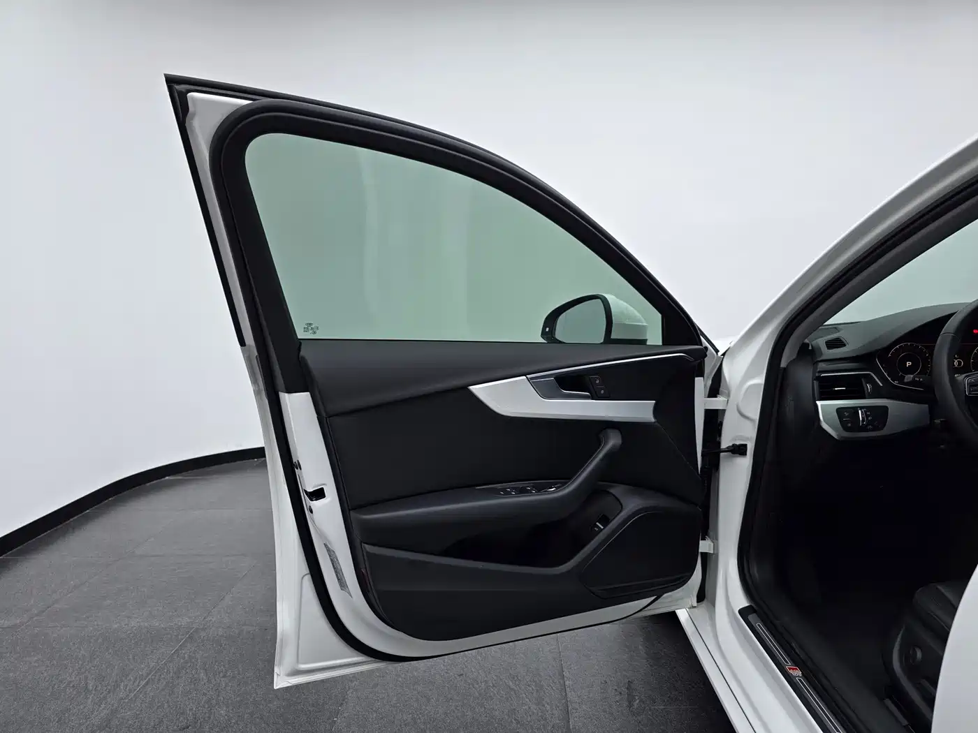 Audi A4L 2019 40 TFSI Fashion (China VI) фото 18