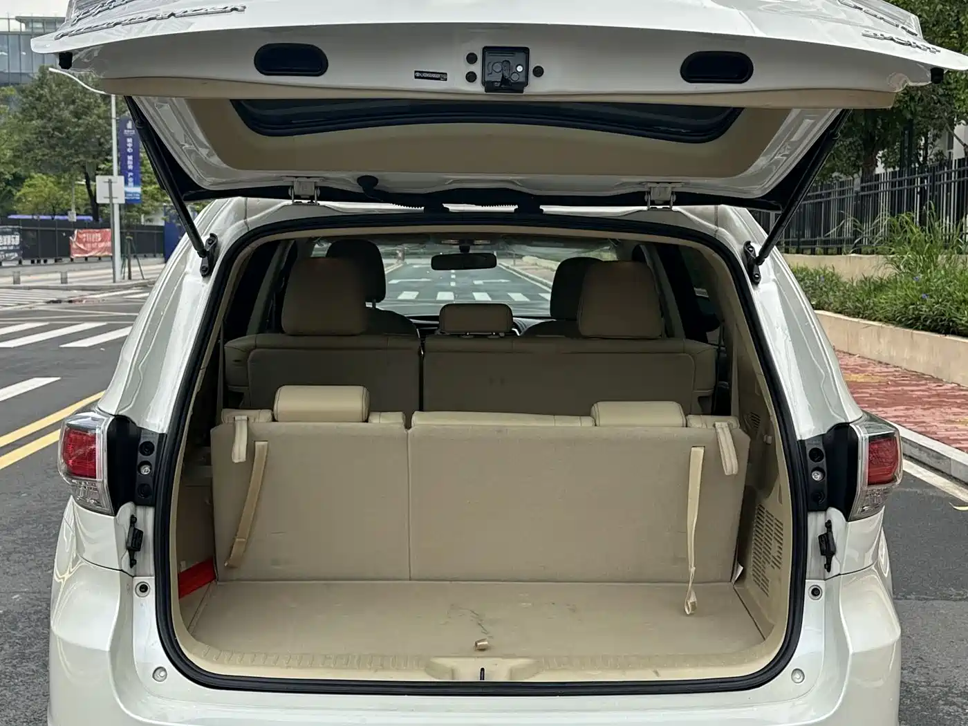 Toyota Highlander 2015 2.0T FWD Luxury Edition 7-seater фото 7