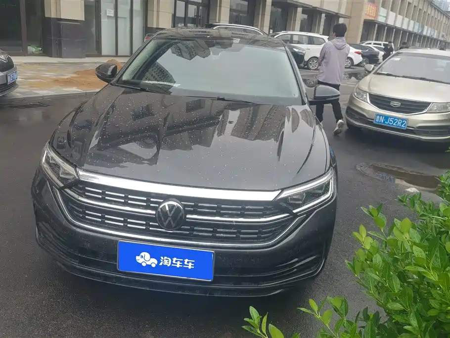 Volkswagen Sagitar 2023 300TSI DSG Surpassing Edition