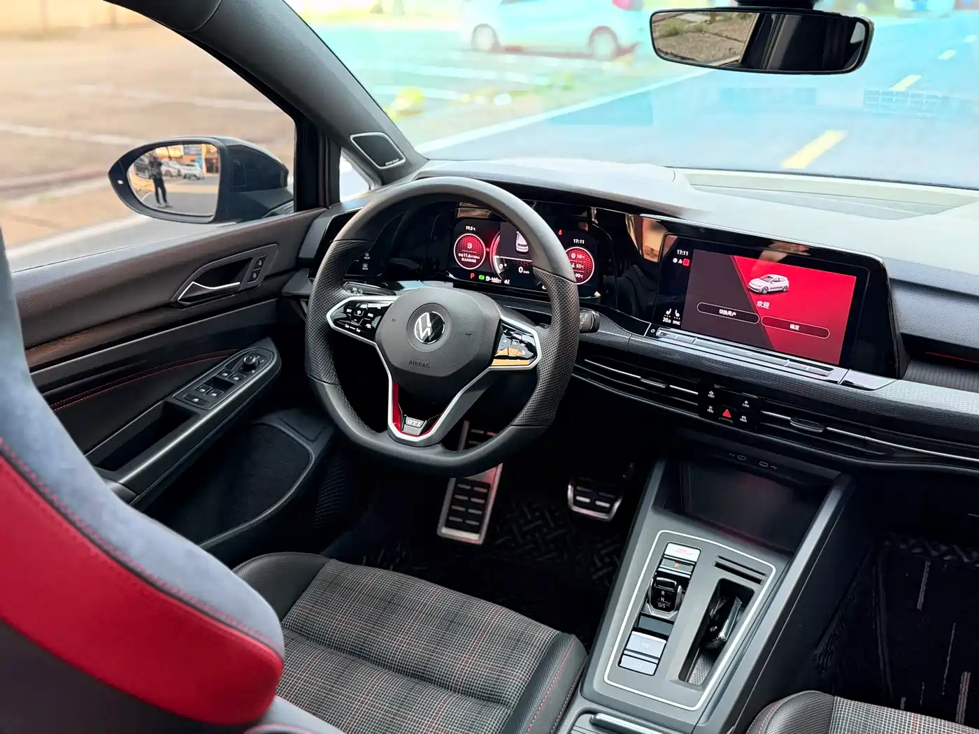 Volkswagen Golf GTI 2021 380TSI DSG GTI фото 14