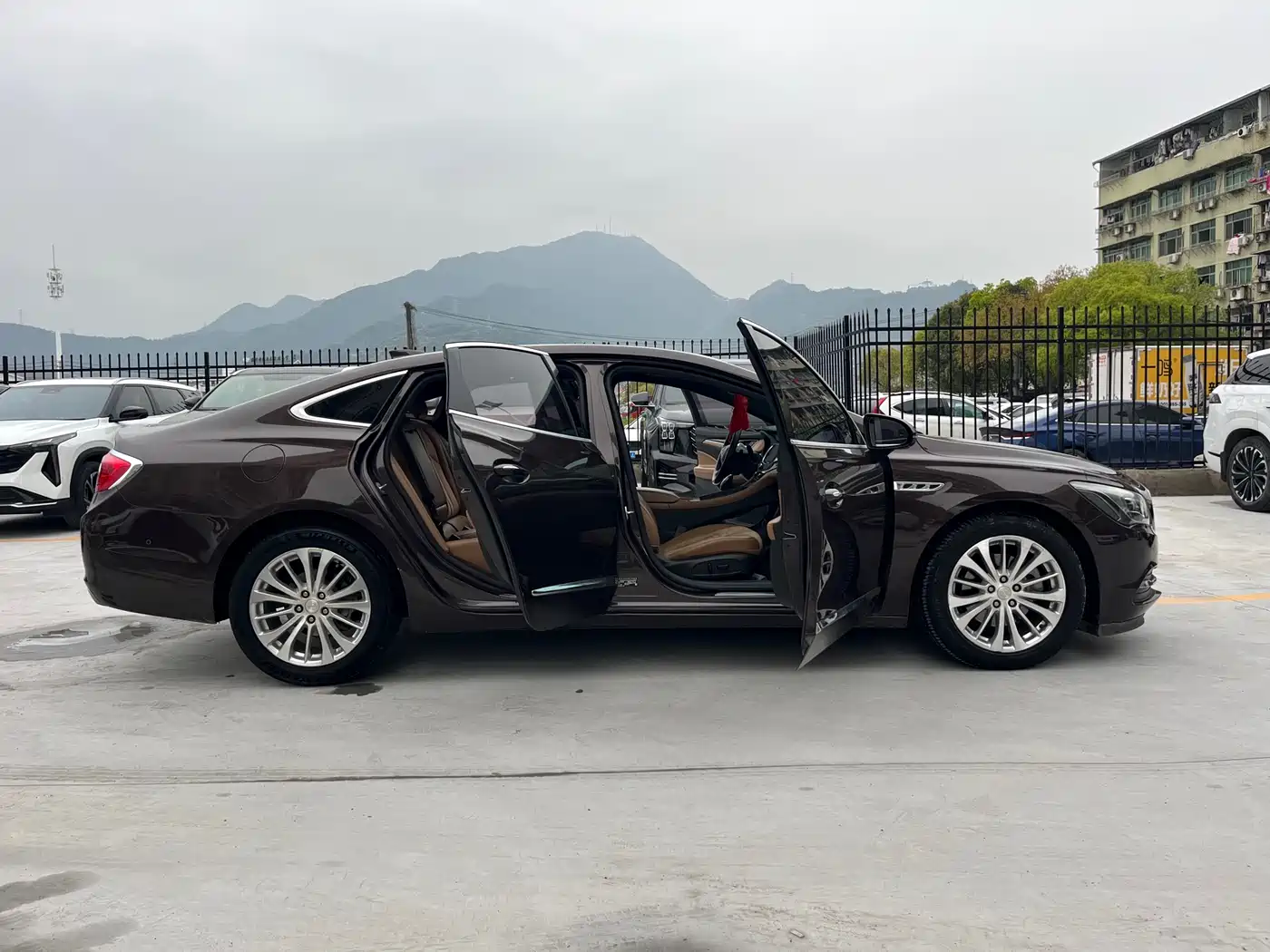 Buick LaCrosse 2018 Model 28T Elite Edition фото 12