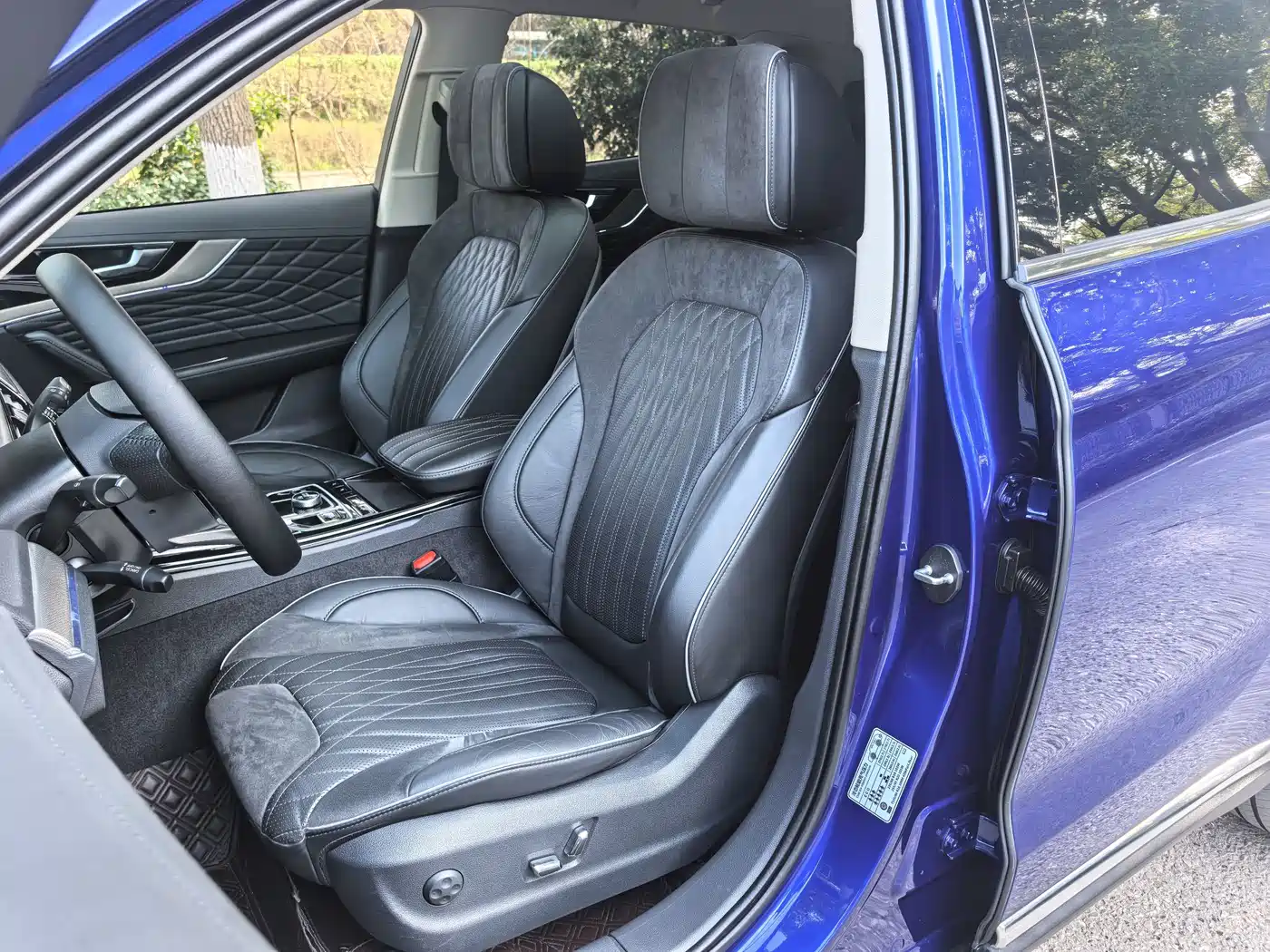 Hongqi HS5 2022 2.0T Smart Connect Premium Edition фото 24
