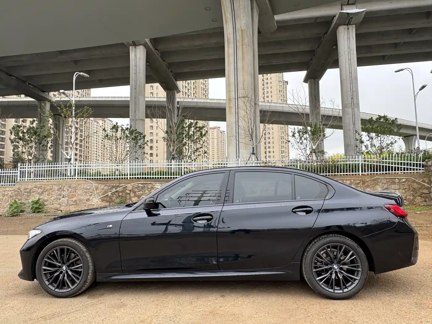 BMW 3 Series 2024 325Li M Sport Package фото 11