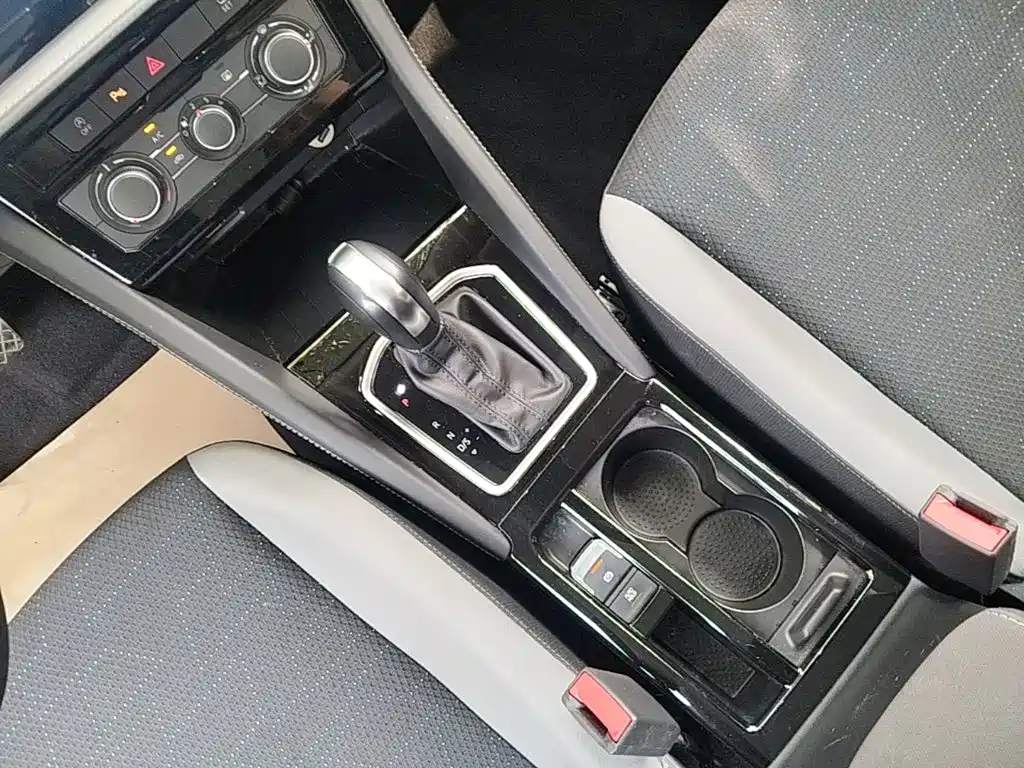 Фото 14 - Jetta VS7