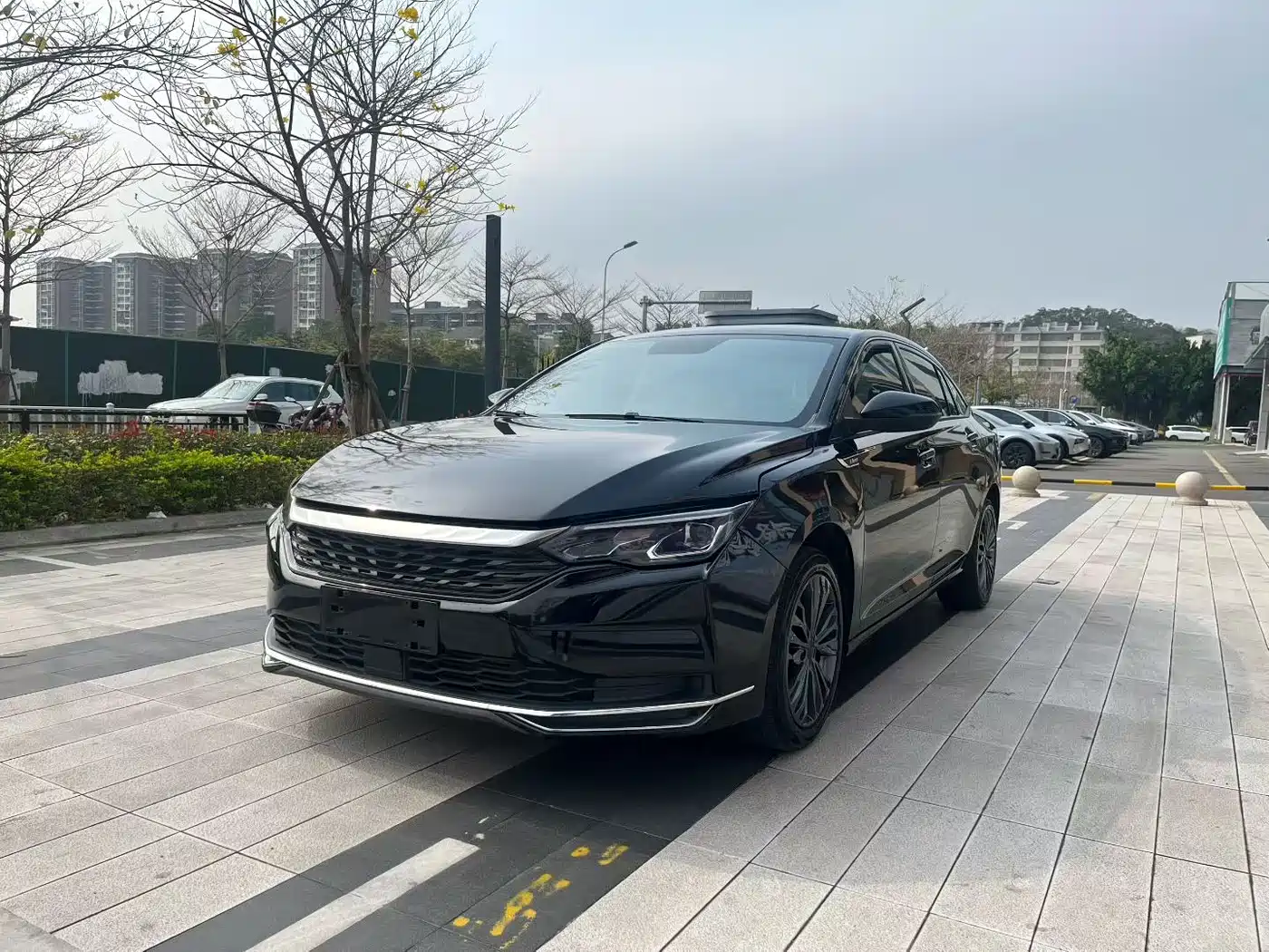 Dongfeng Aeolus Yixuan MAX 2021 1.5T Trendy Dad Edition