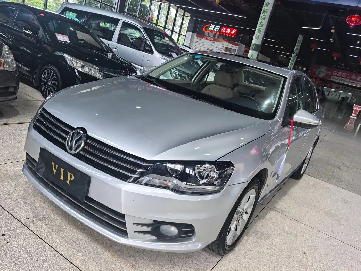 Volkswagen Bora 2013 2013 1.6L Manual Comfort Model