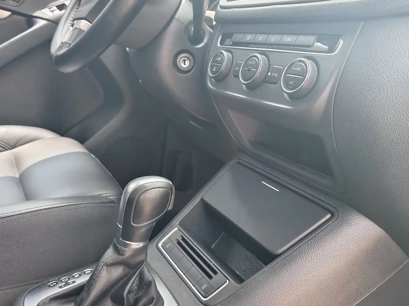 Volkswagen Tiguan 2015 1.8TSI Automatic 2WD Comfortline фото 9