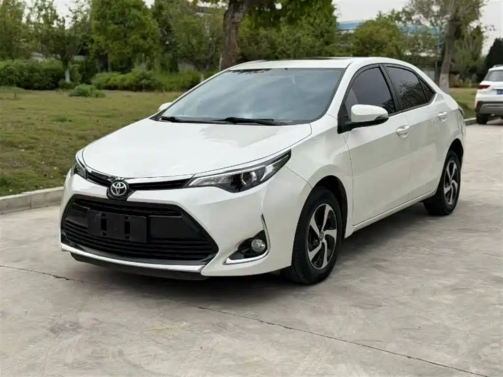 Toyota Levin 2017 Facelift 185T CVT Elite (China V) фото 2
