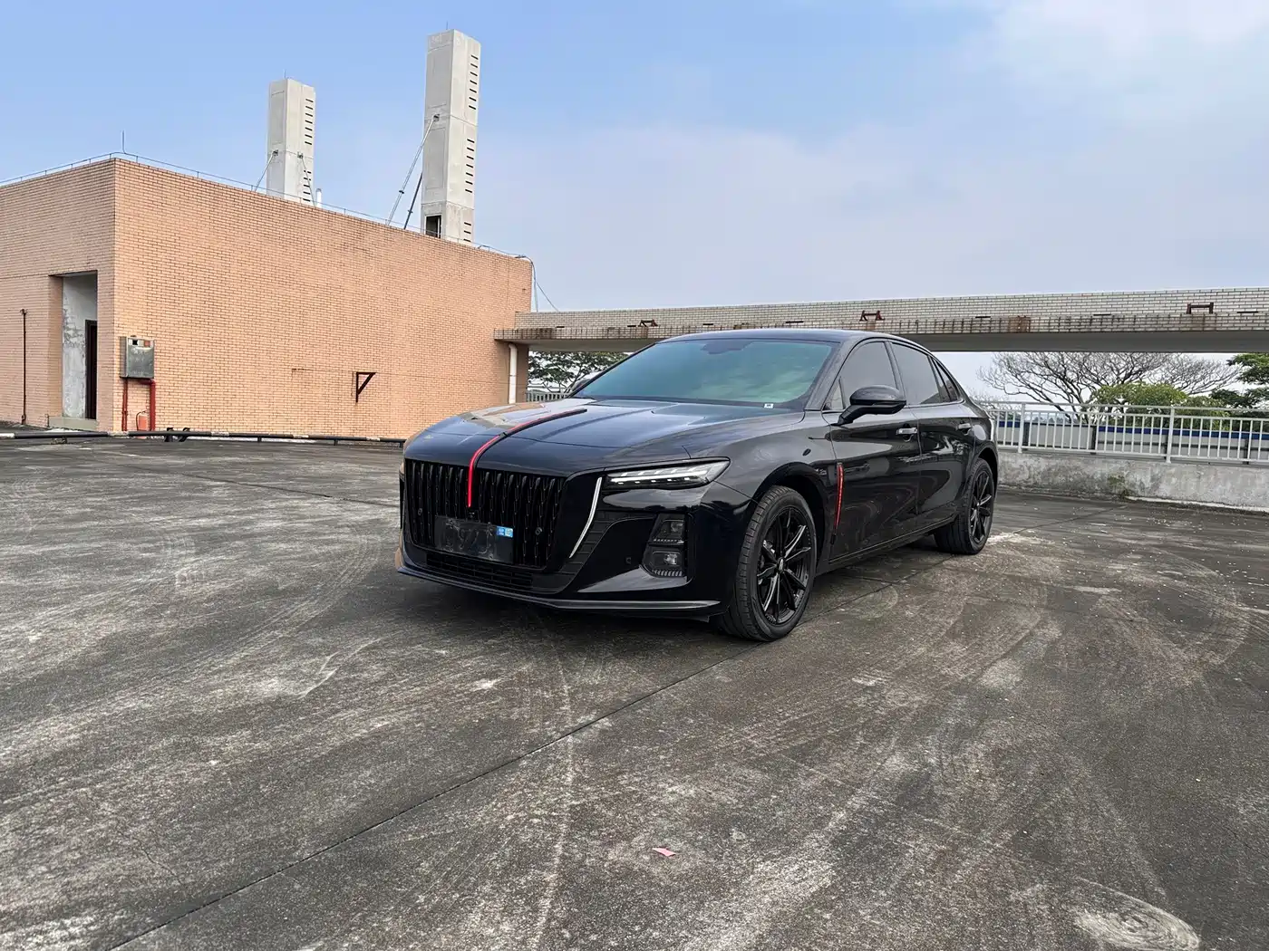 Hongqi H5 2025 — пригон из Китая