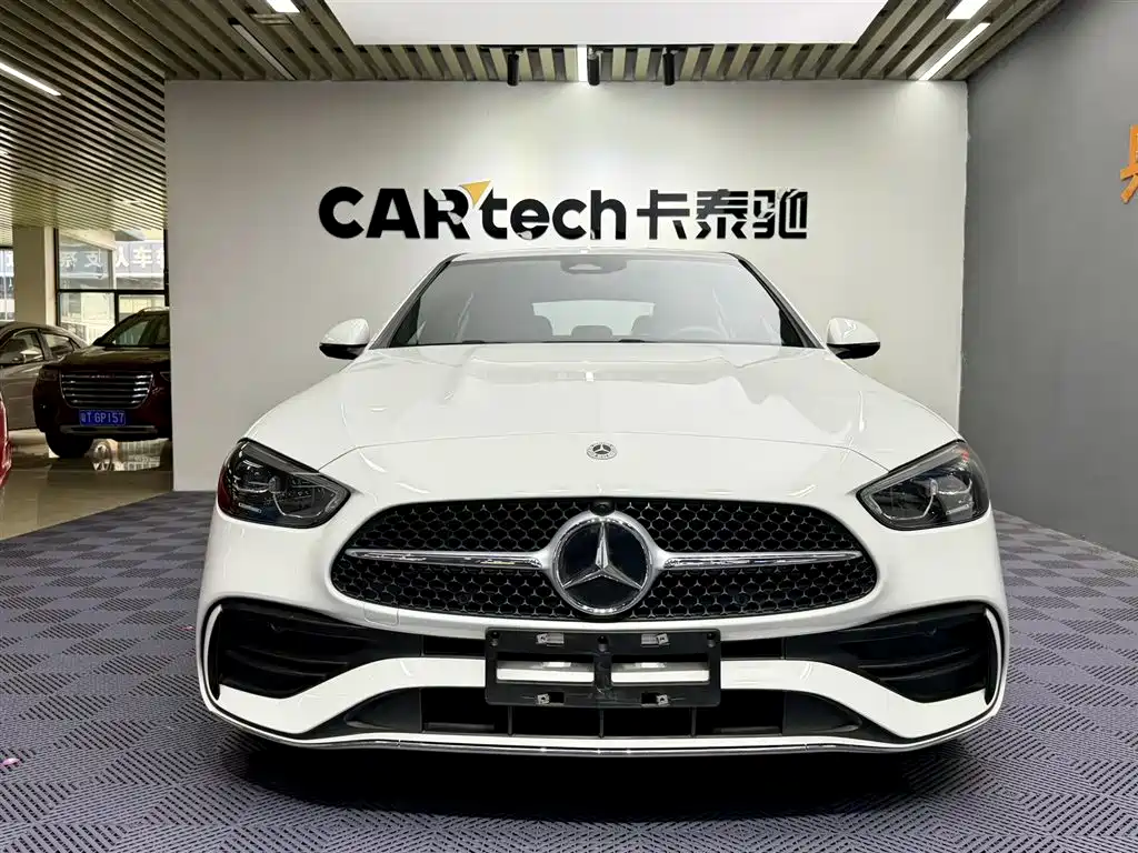 Mercedes-Benz C-Class 2023 Facelift C 200 L Sport Edition фото 2