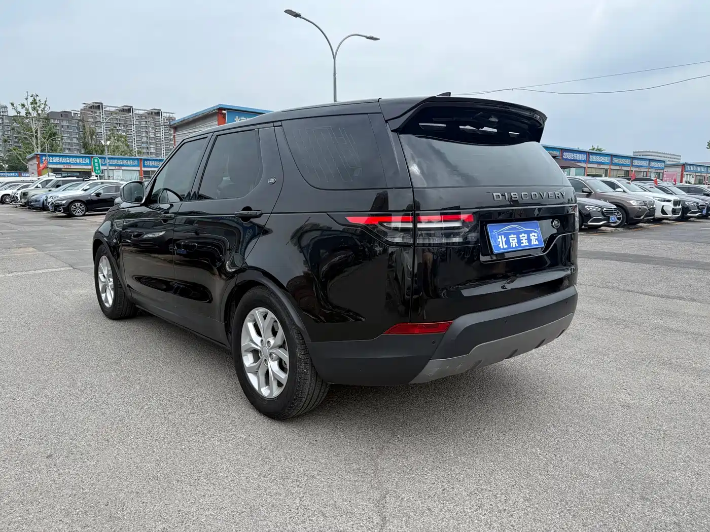 Land Rover Discovery 2018 2.0T SE фото 15