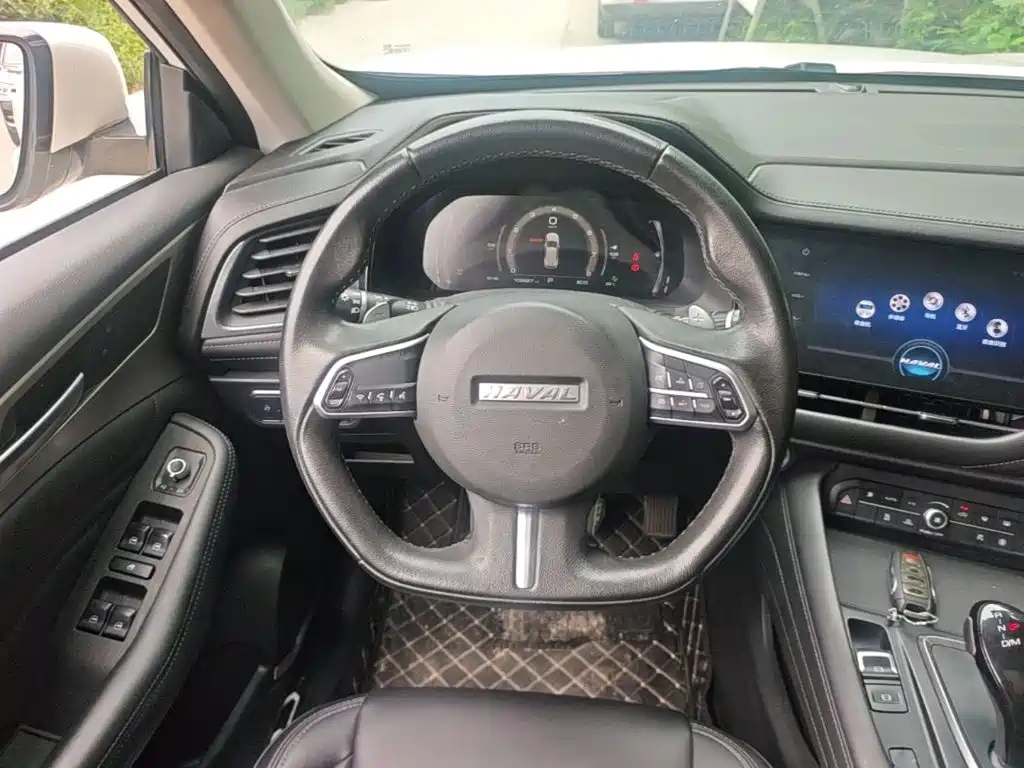 Фото 11 - Haval F7