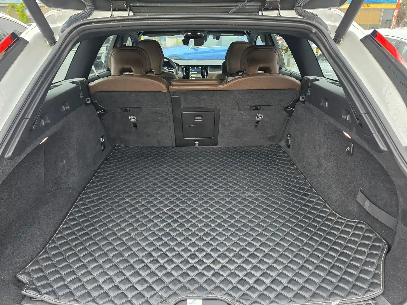 Volvo V90 2021 2021 Model Cross Country B5 AWD Smart Edition