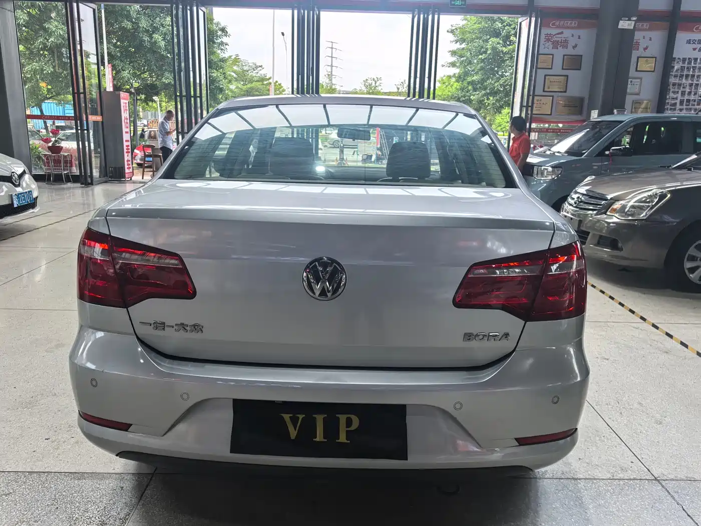 Volkswagen Bora 2013 2013 1.6L Manual Comfort Model
