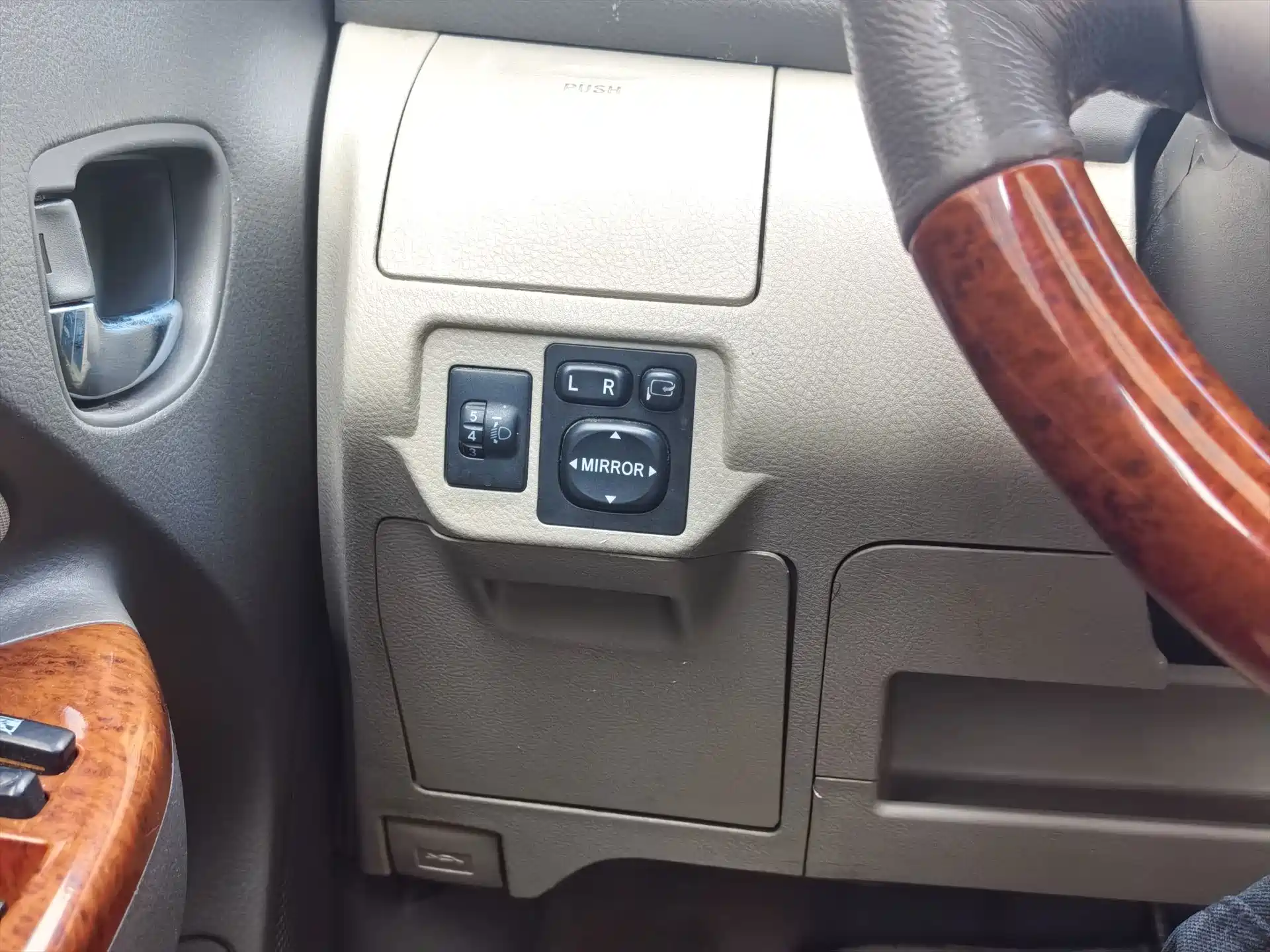 Фото 15 - Toyota Vios