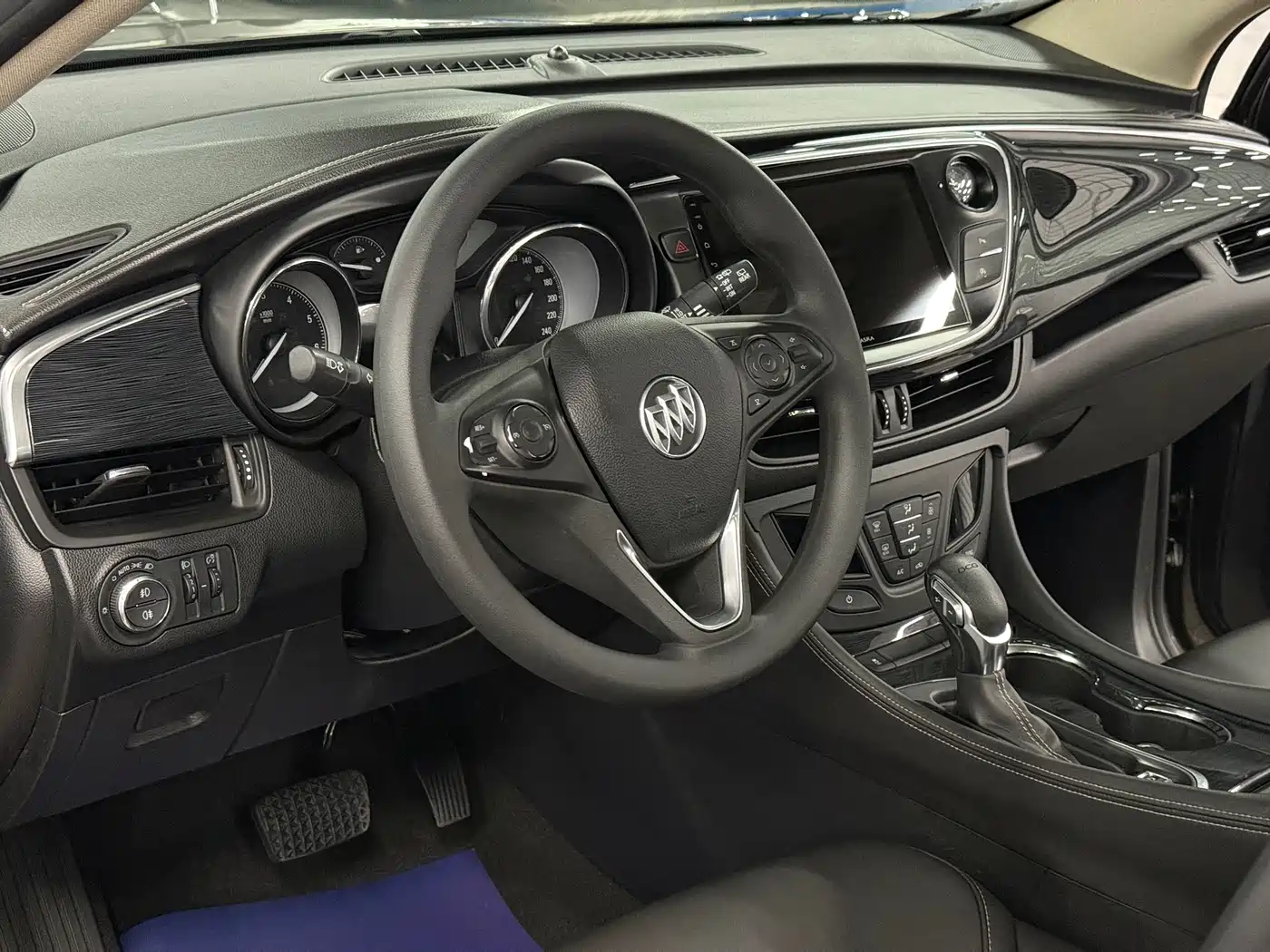 Buick Envision Plus 2017 20T FWD Premium фото 7