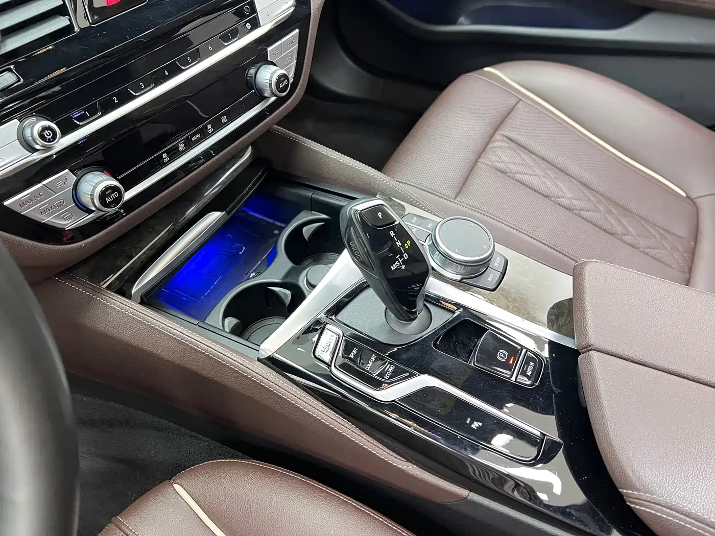 BMW 5 Series 2022 Facelift 525Li M Sport Package фото 29