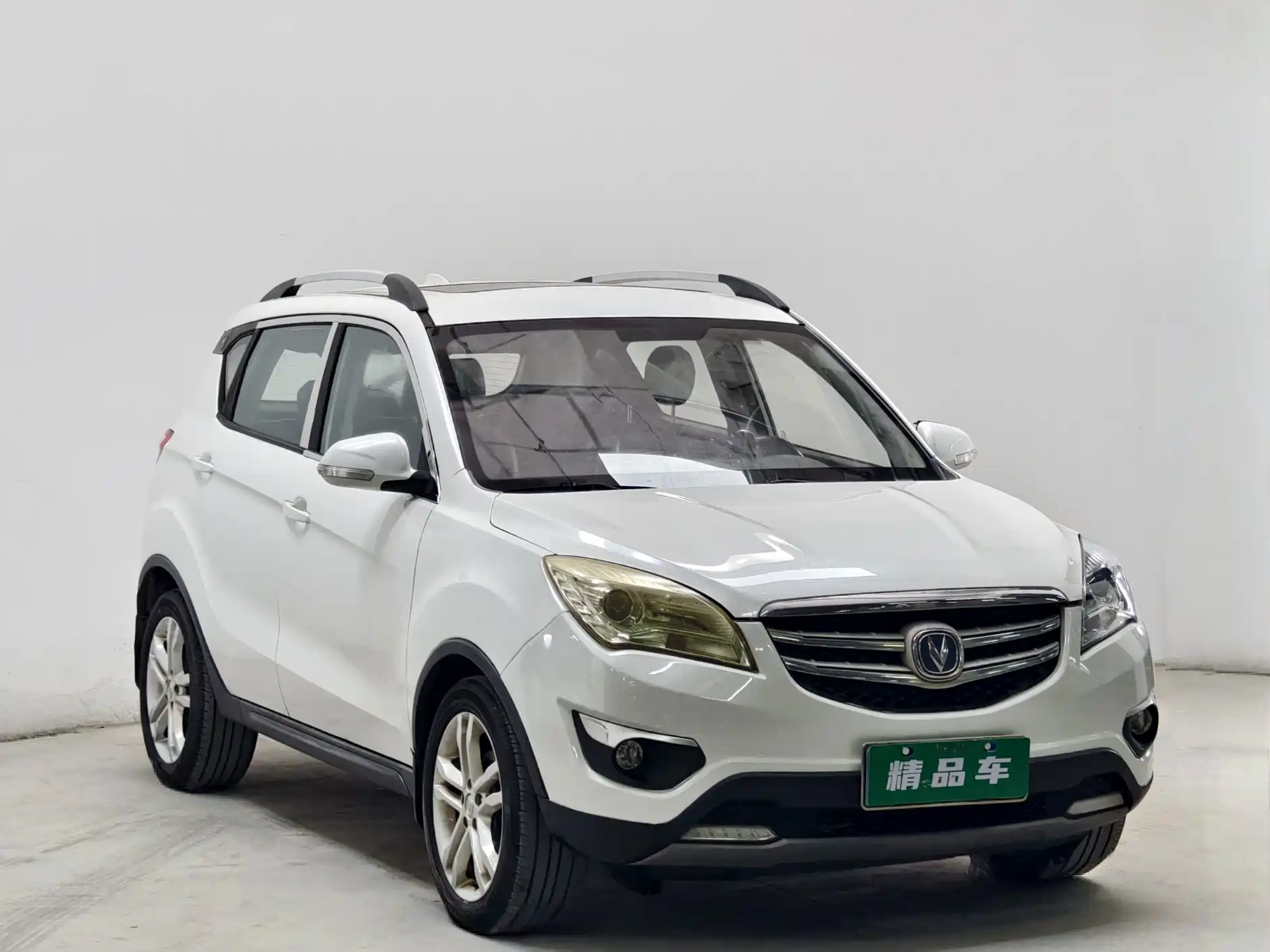 Фото 3 - Changan CS35