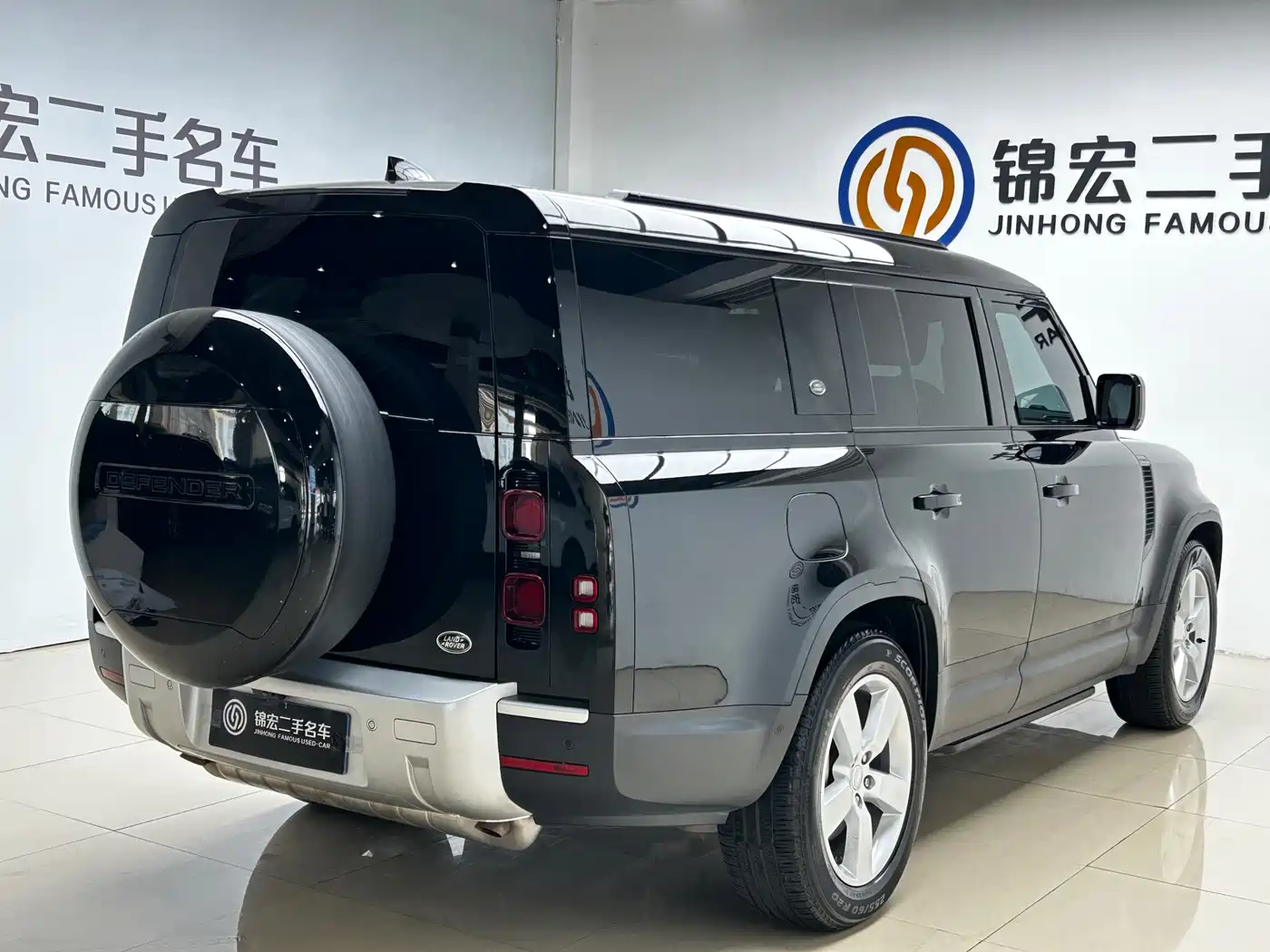 Land Rover Defender 2023 Model Year 130 3.0T P400 HSE фото 24