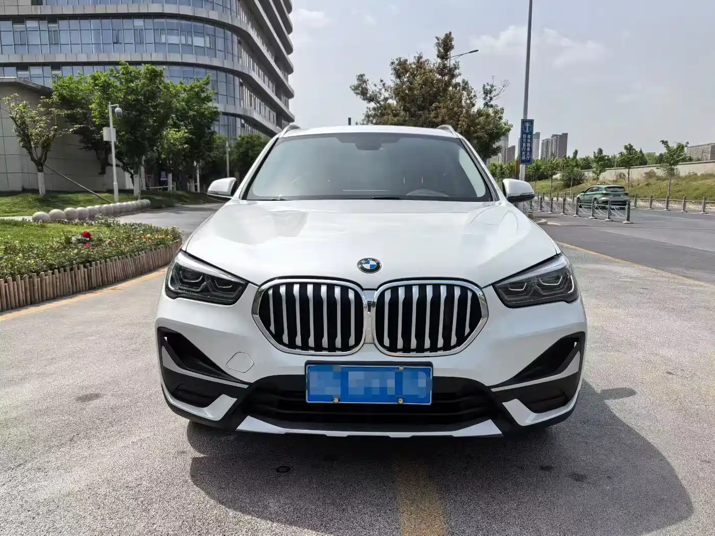 BMW X1 2020 sDrive20Li Fashion Model фото 2