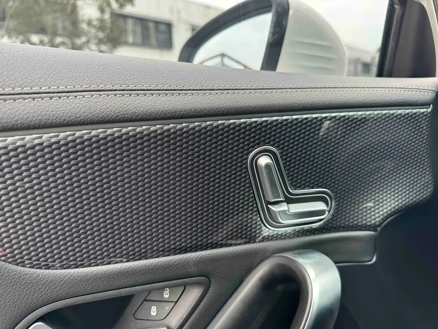 Mercedes-Benz A-Class 2021 A 200 L Sport Sedan Fashion Edition фото 17