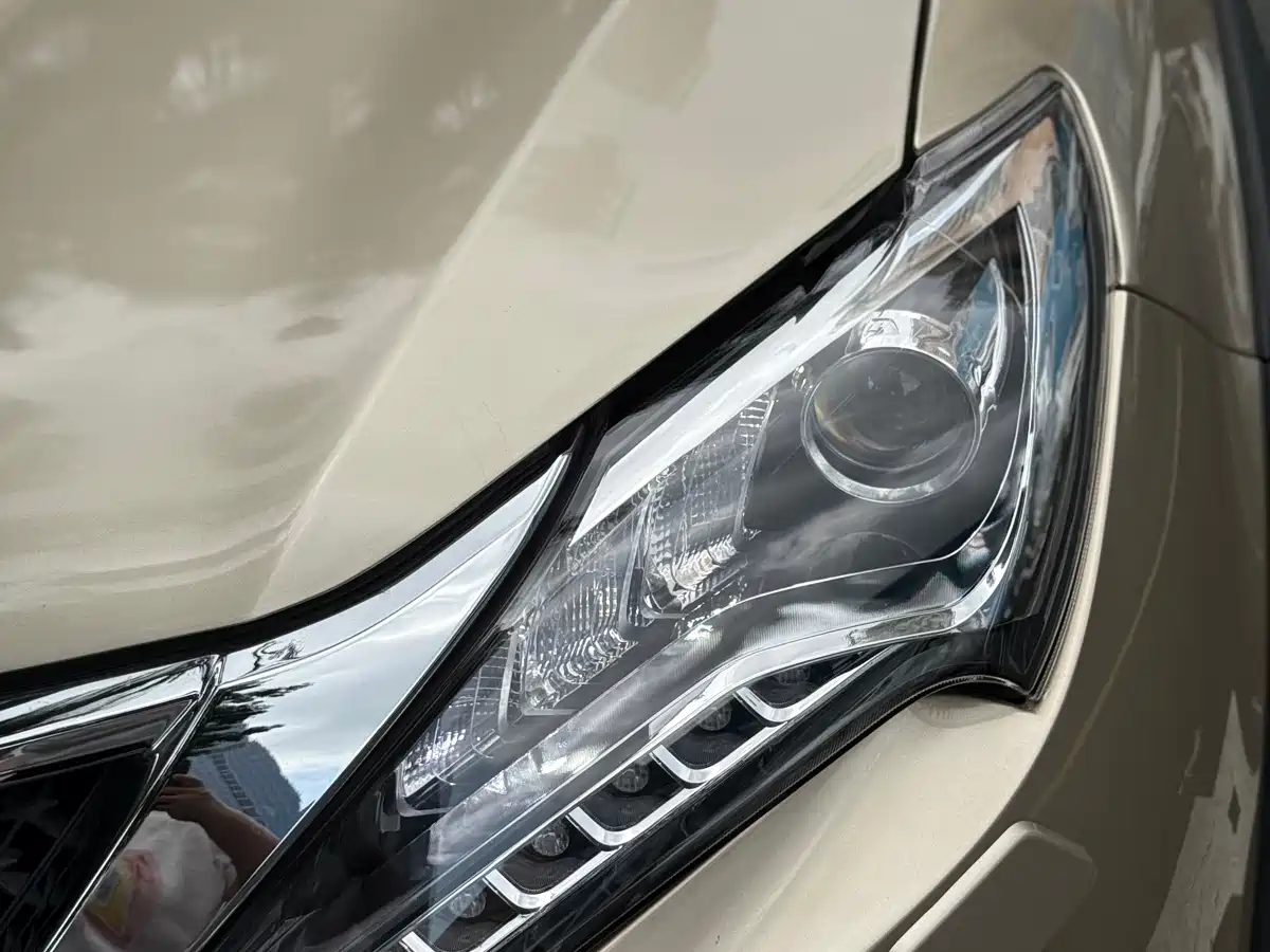 BYD Tang New Energy 2016 2015 2.0T AWD Premium