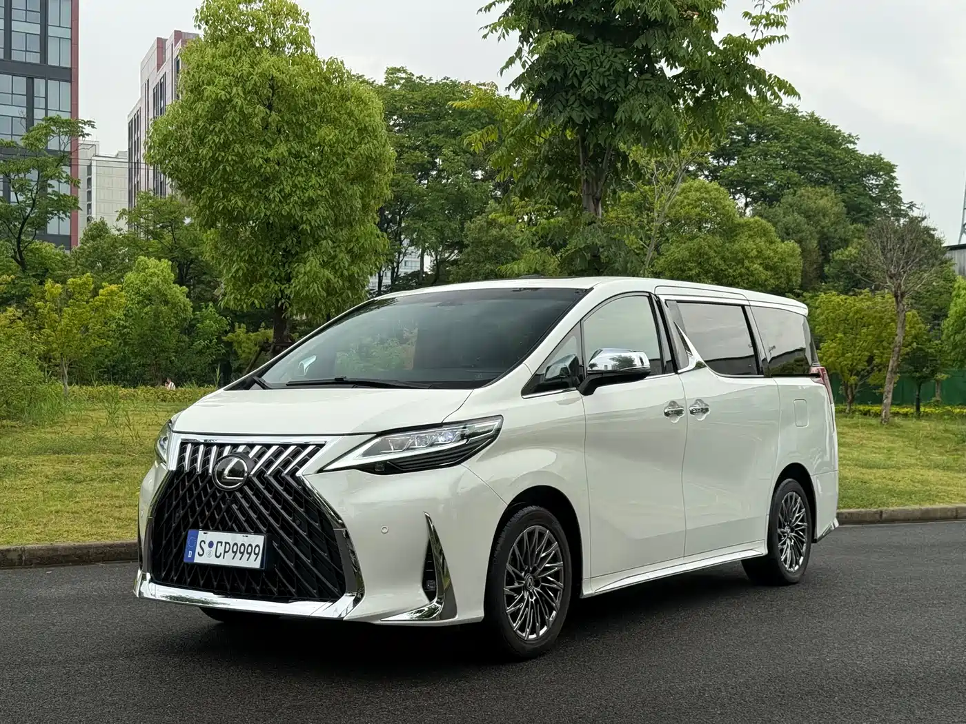 Toyota Alphard 2018 3.5L Premium