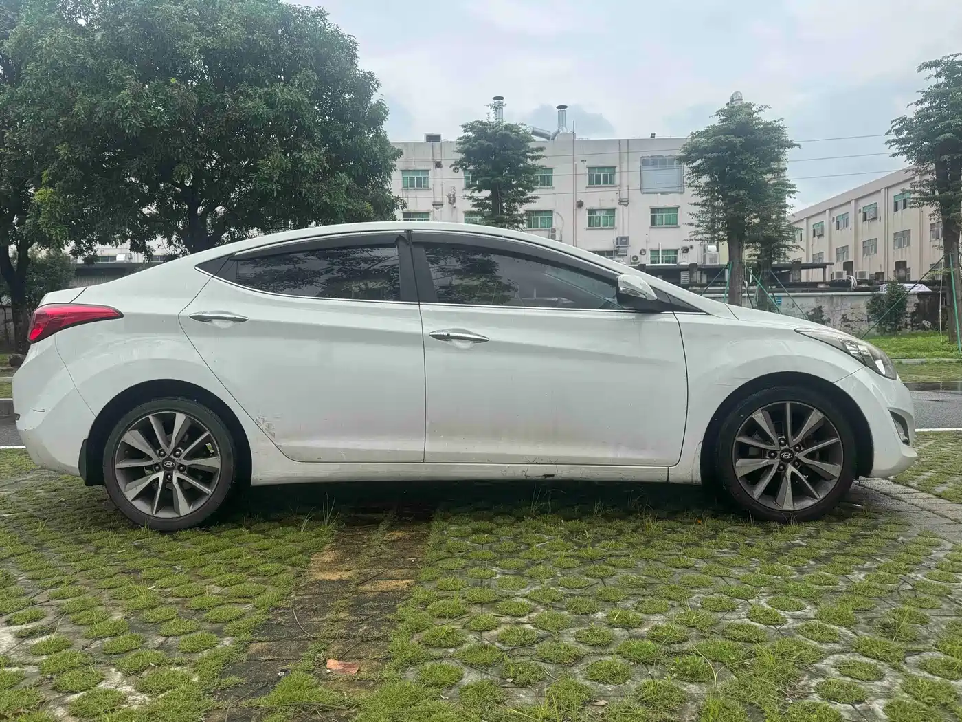 Hyundai Langdong 2015 1.6L Auto Premium фото 4