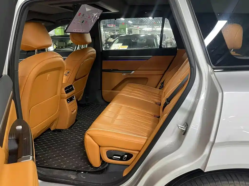 Dongfeng Yipai eπ008 2025 2025 210Ultra Range Extender 5-Seater