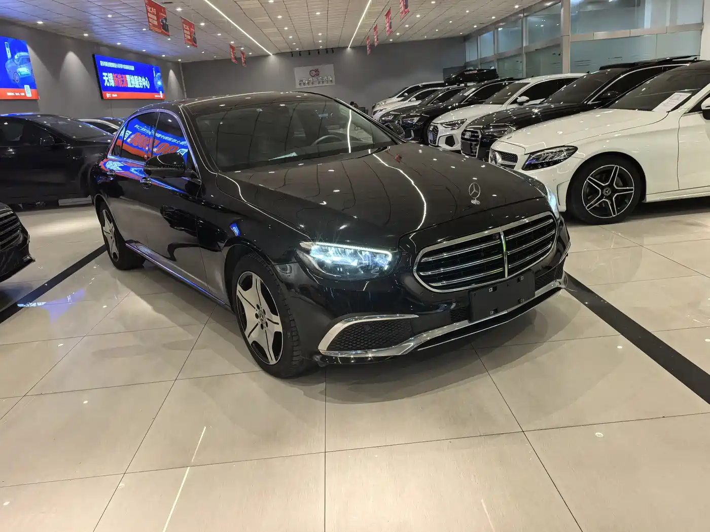 Mercedes-Benz E-Class 2021 E 300 L Fashion фото 5