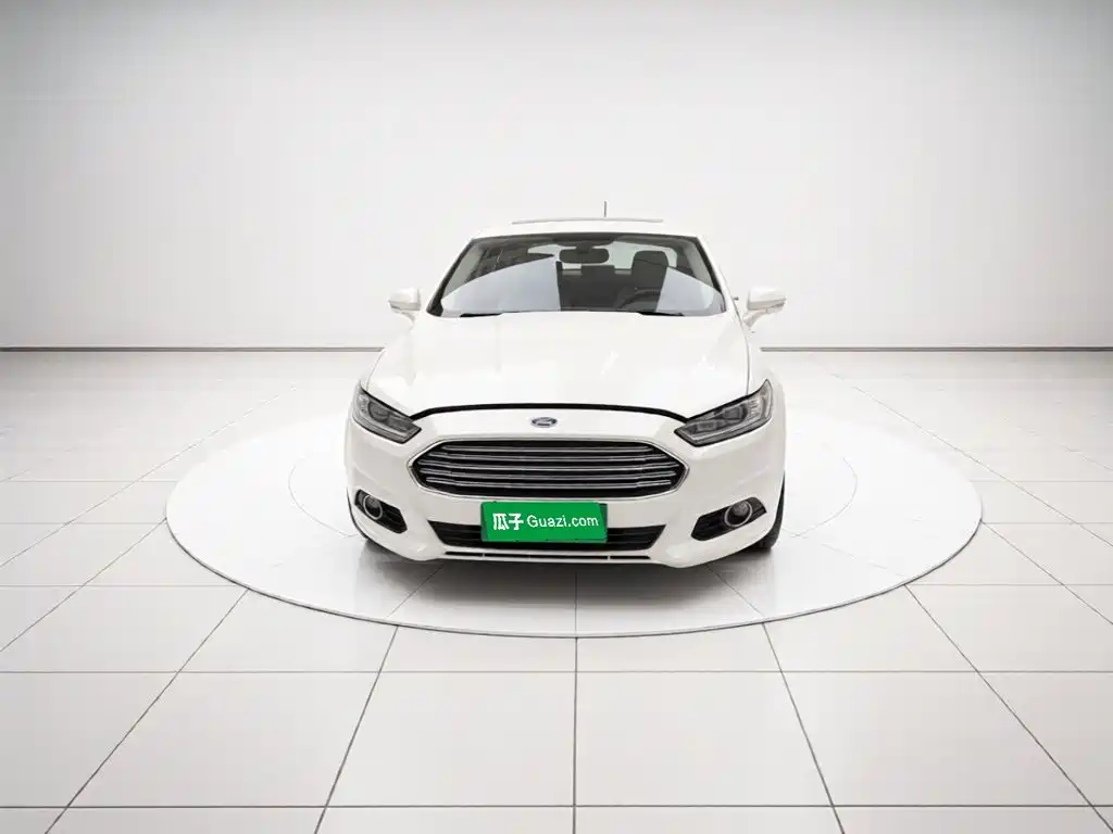 Фото 2 - Ford Mondeo