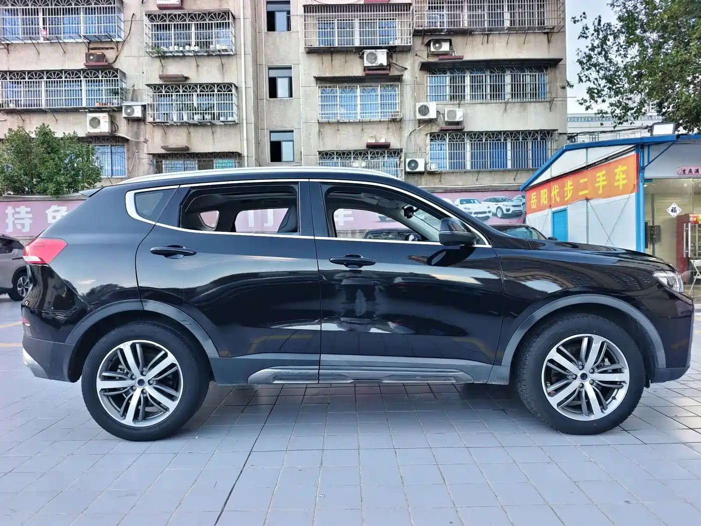 Photo 4 - Haval H6