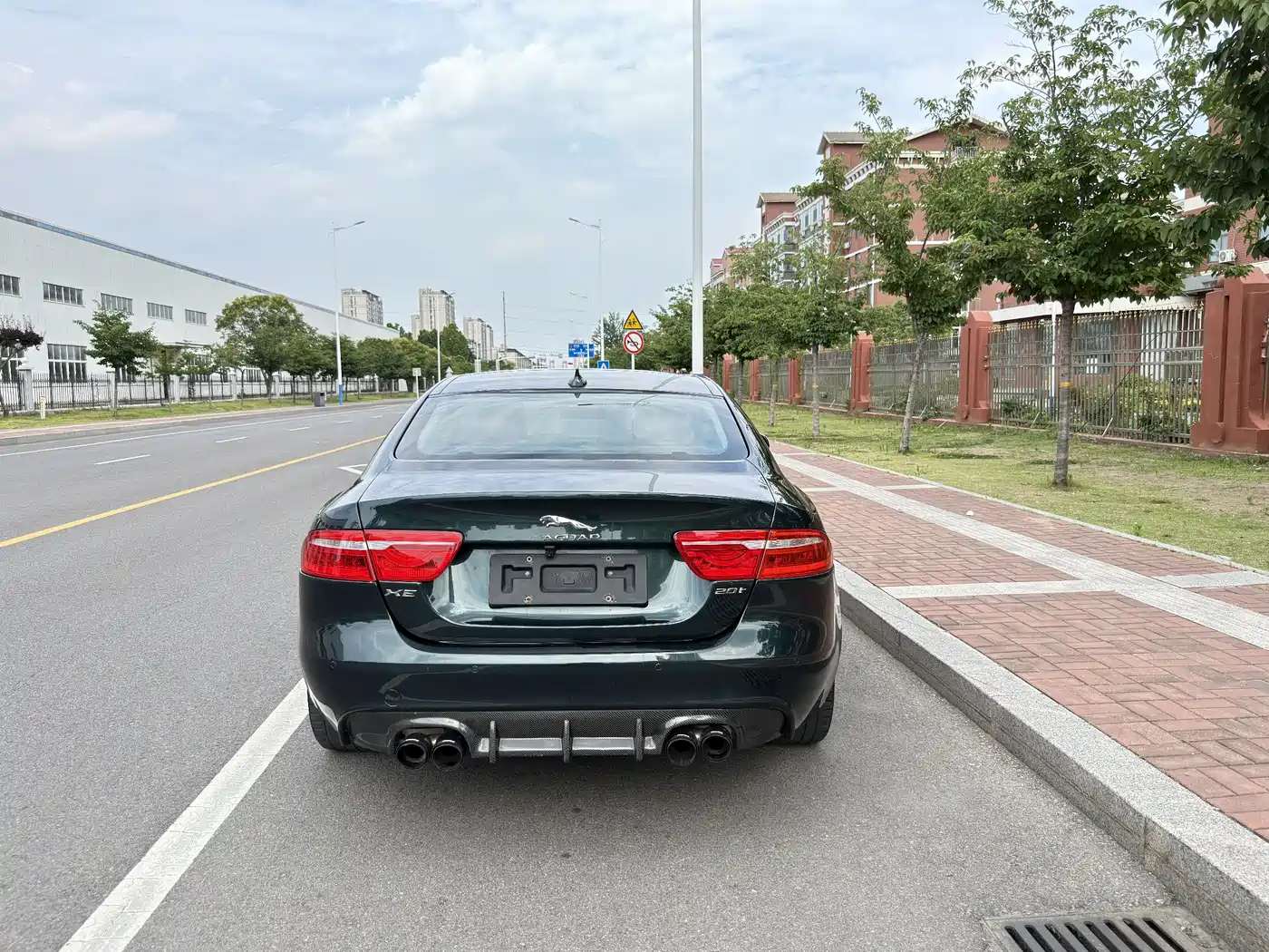 Jaguar XE 2016 2015 2.0T 200PS R-Sport