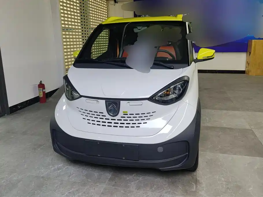 BAOJUN E100