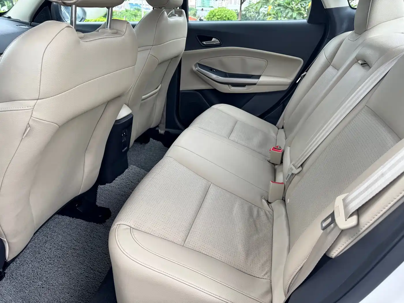 Ford Escort 2015 2015 1.5L Automatic Fashion