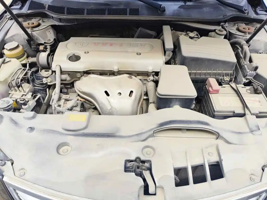 Фото 9 - Toyota Camry