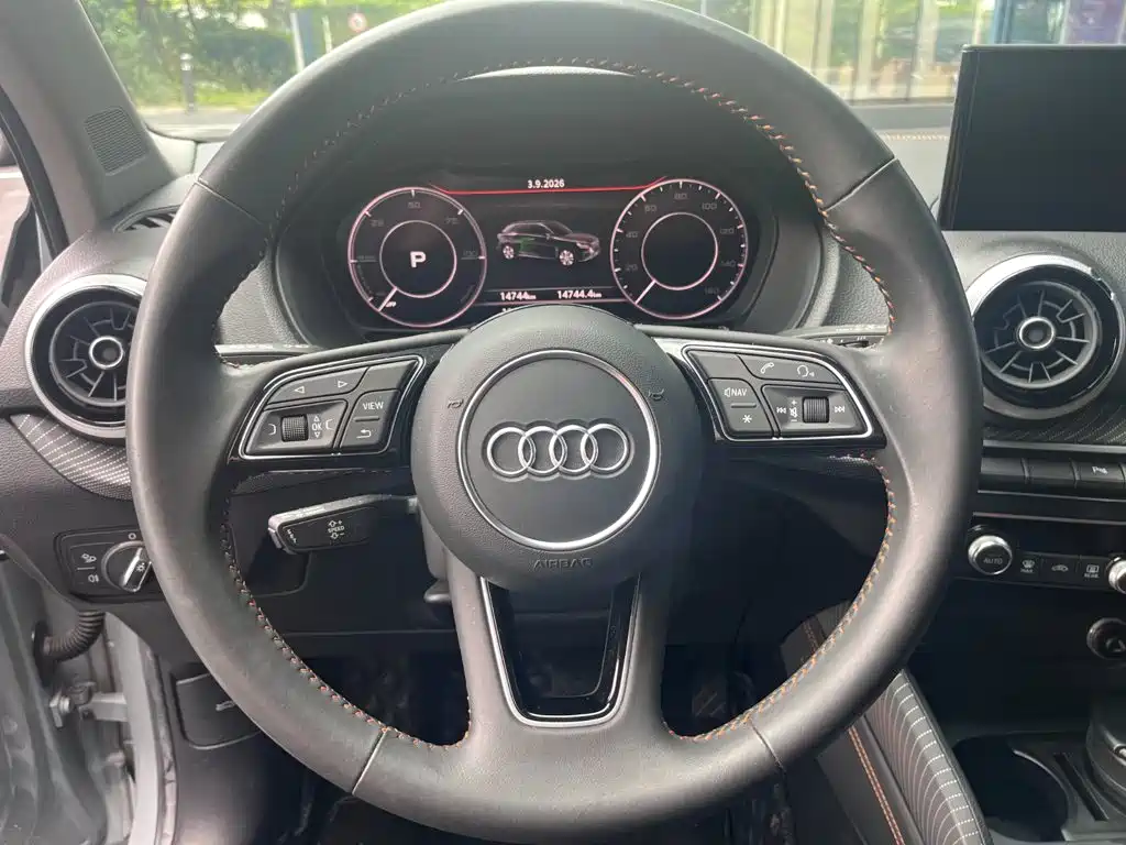 Audi Q2L e-tron 2022 2022 Q2L e-tron Pure Electric Intelligent