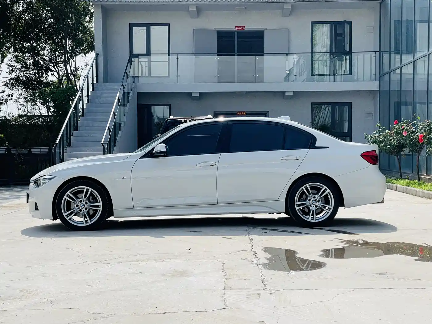 BMW 3 Series 2019 320Li M Sport Package фото 17